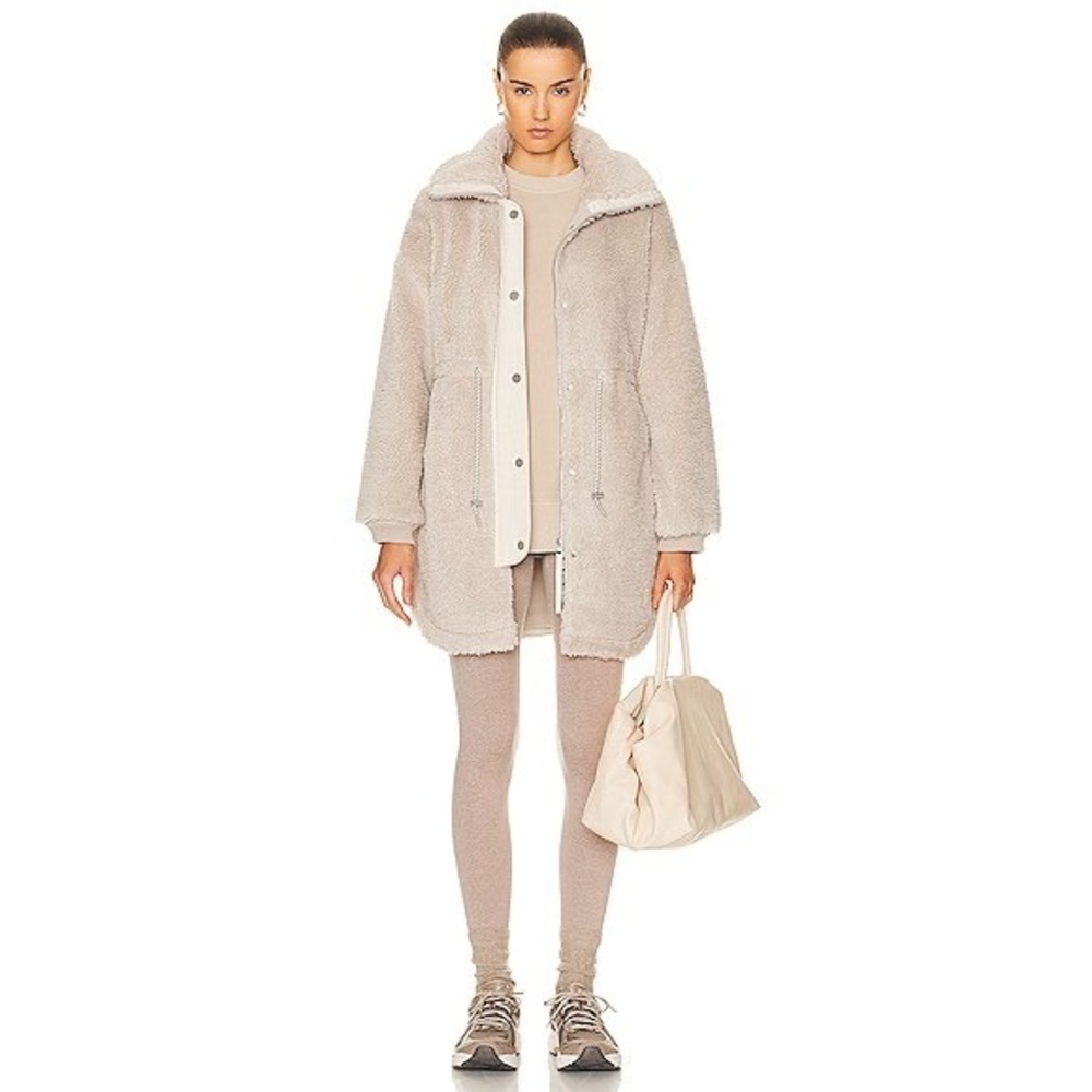 Varley Jamie High Neck Sherpa Fleece Jacket in Beige | Size Large